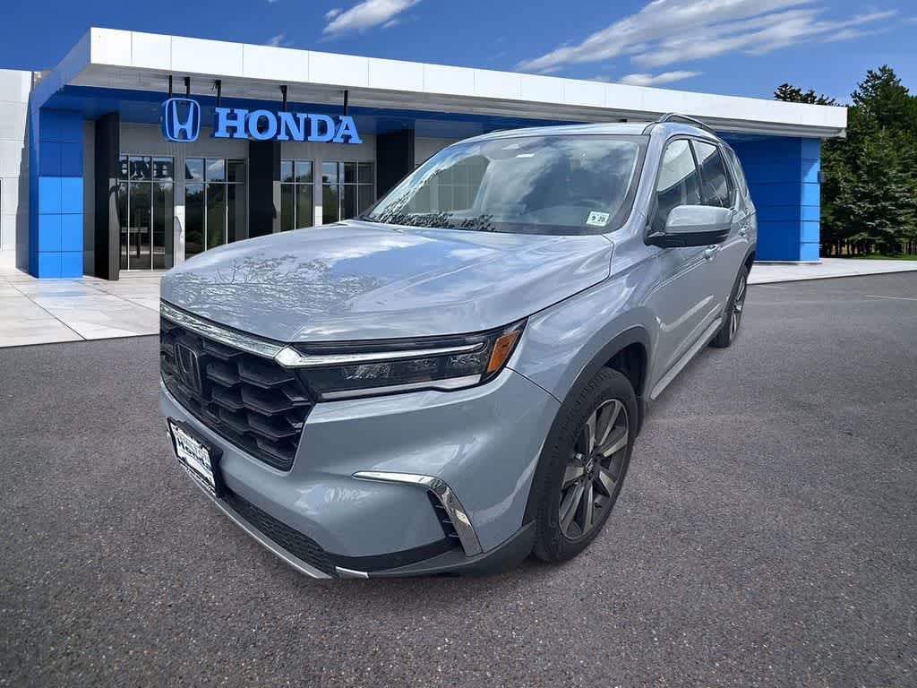 Thumbnail: 2023 Honda Pilot - 1