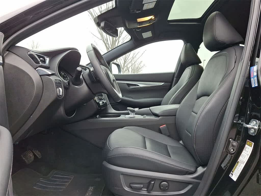 Thumbnail: 2022 INFINITI QX55 - 11