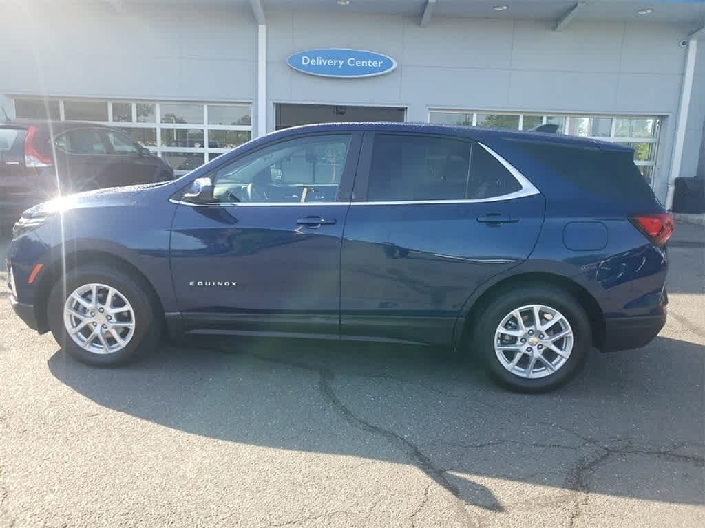 Thumbnail: 2022 Chevrolet Equinox - 8