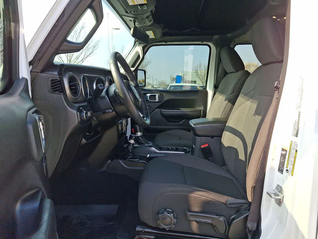 Thumbnail: 2023 Jeep Wrangler - 11