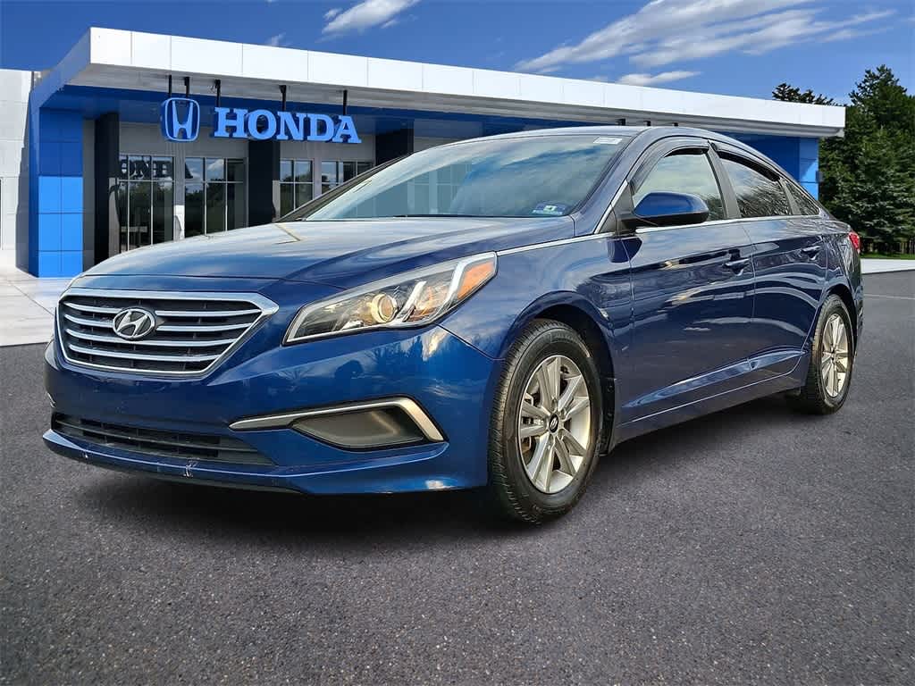 2017 Hyundai Sonata  -
                  Hamilton, NJ