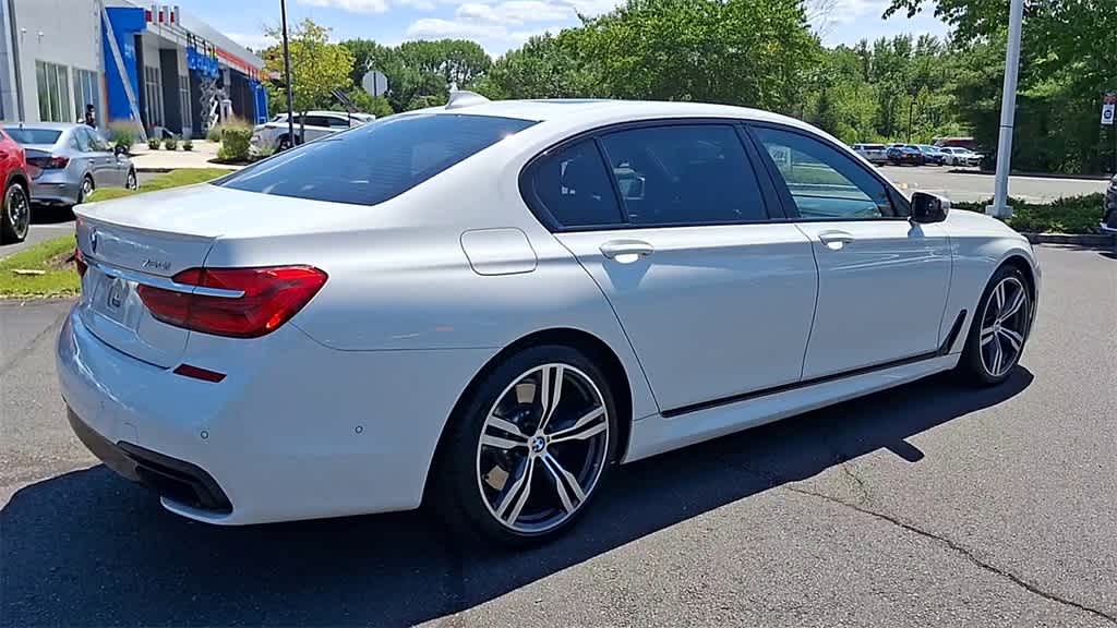 Thumbnail: 2018 BMW 7 Series - 8