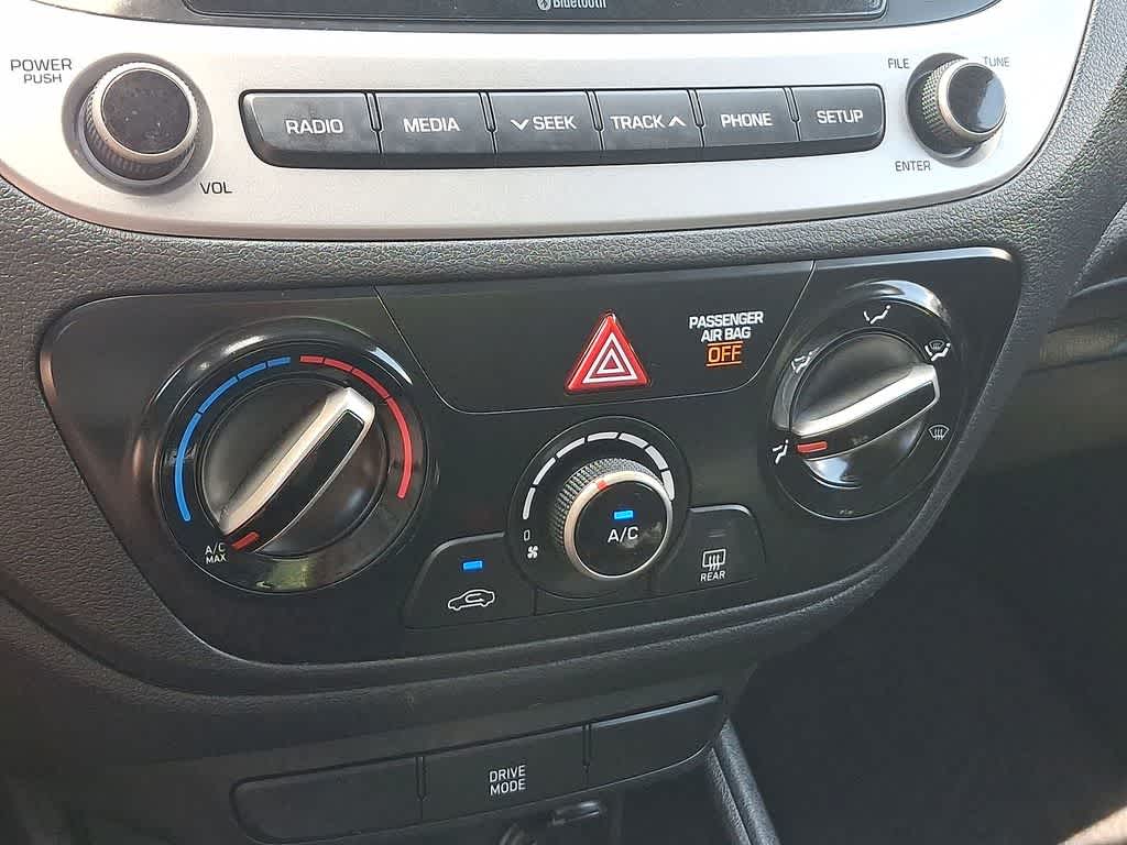 Thumbnail: 2019 Hyundai Accent - 19