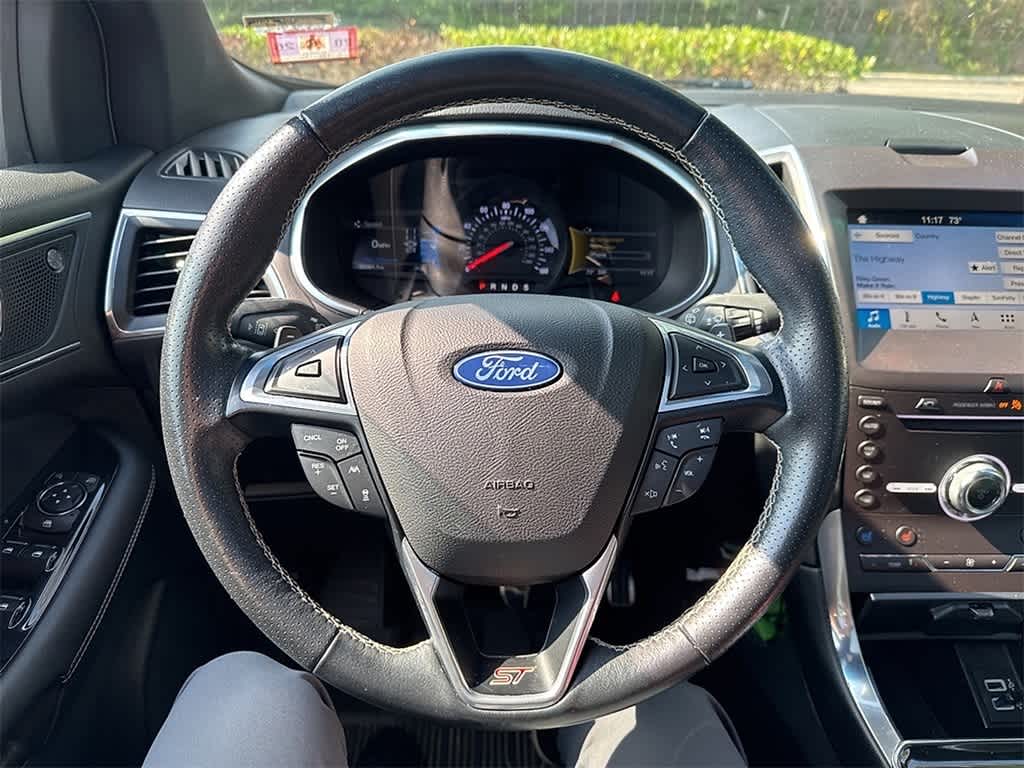 Thumbnail: 2019 Ford Edge - 9