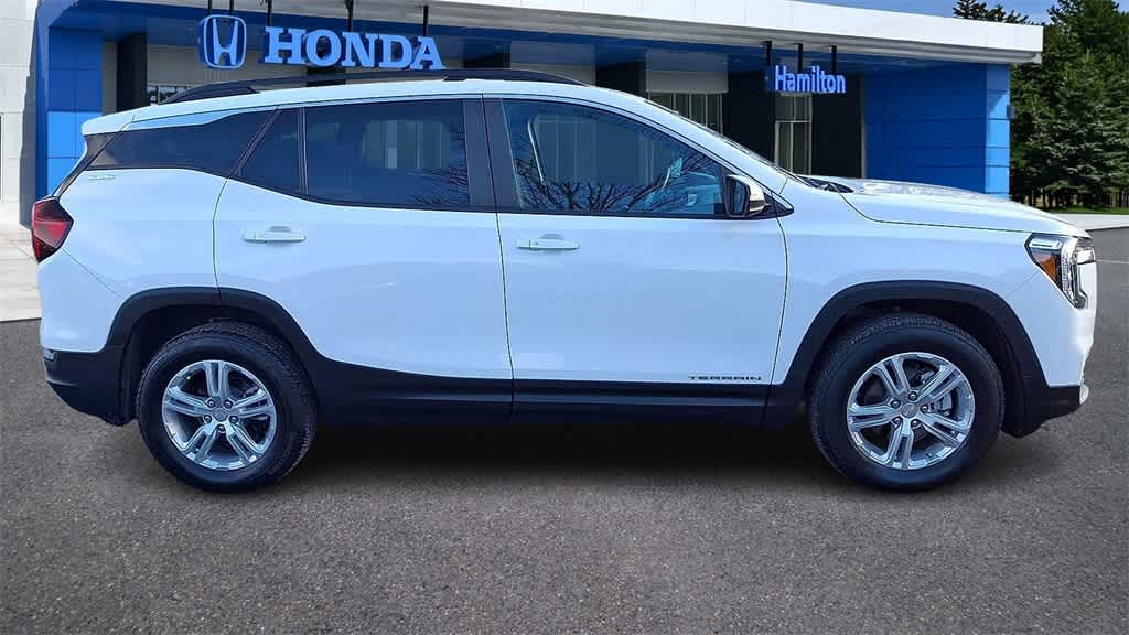 Thumbnail: 2022 GMC Terrain - 9