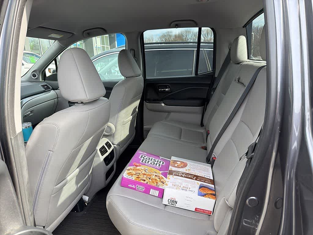 Thumbnail: 2017 Honda Ridgeline - 15