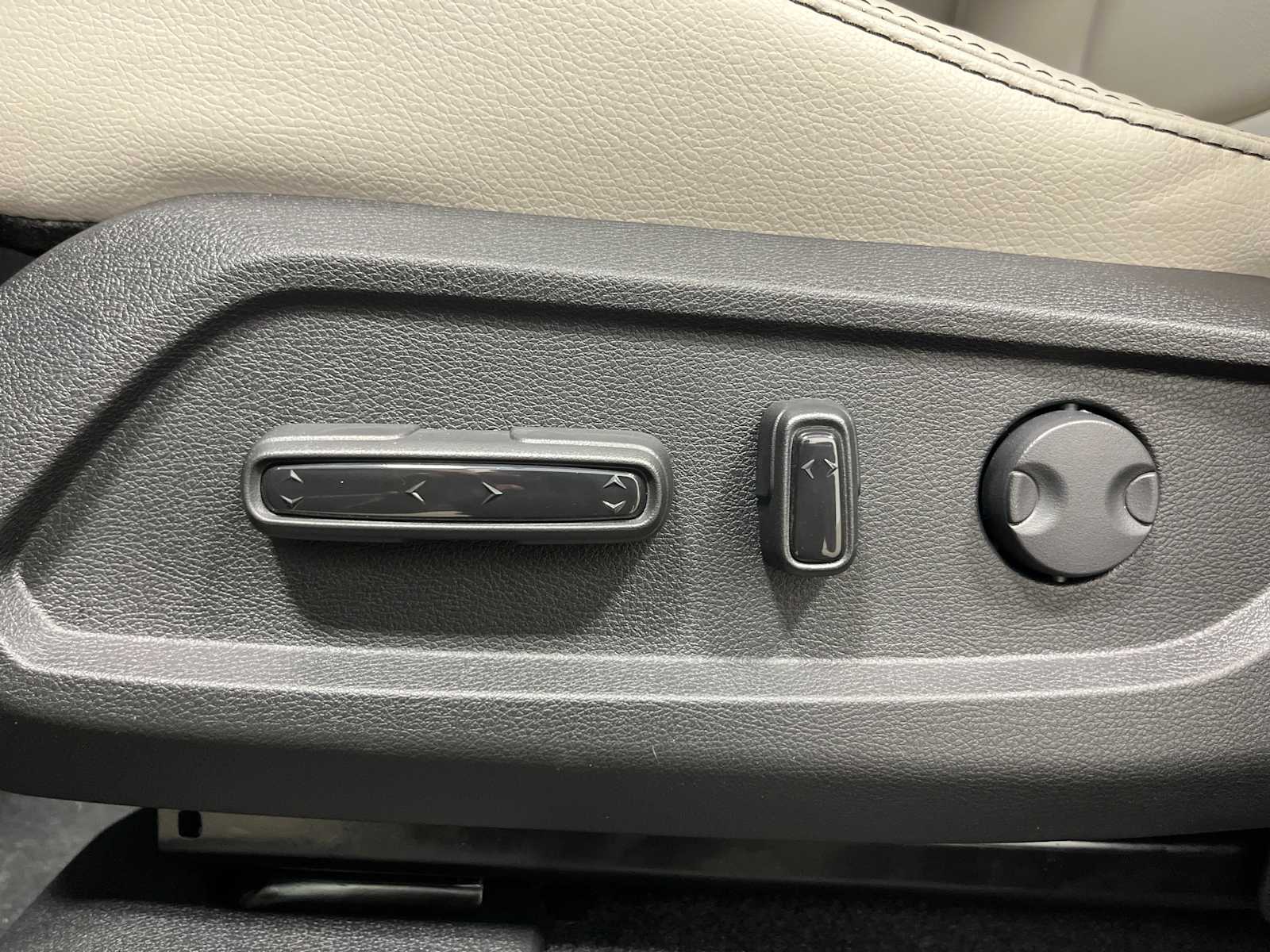 Thumbnail: 2026 Honda Pilot - 14