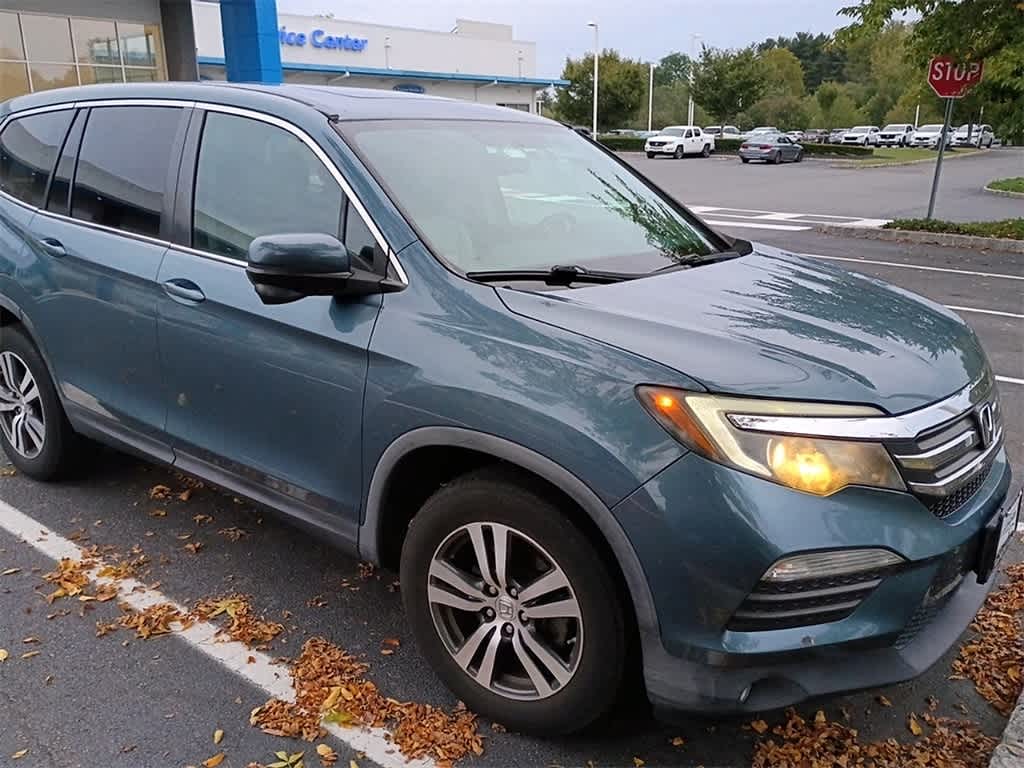 Thumbnail: 2016 Honda Pilot - 3