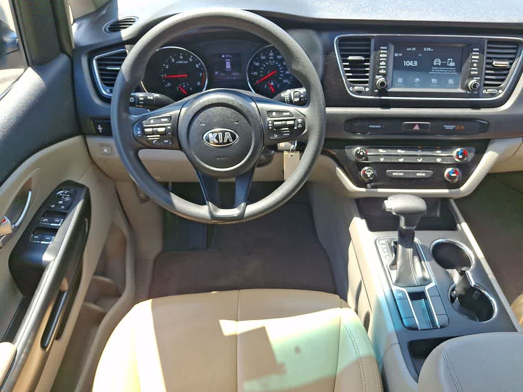 Thumbnail: 2020 Kia Sedona - 21