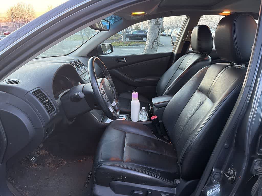 Thumbnail: 2009 Nissan Altima - 11