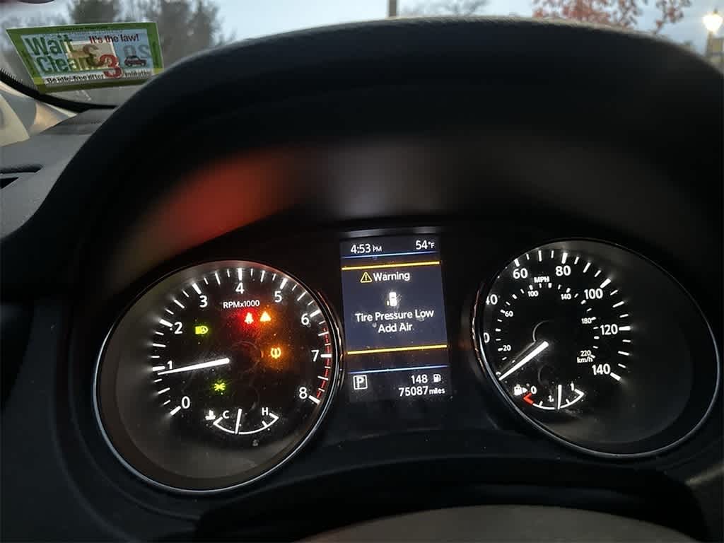 Thumbnail: 2019 Nissan Rogue - 9