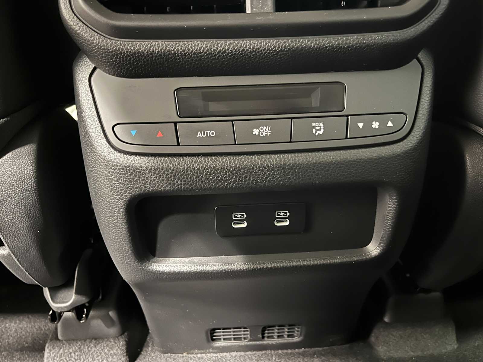 Thumbnail: 2026 Honda Pilot - 24