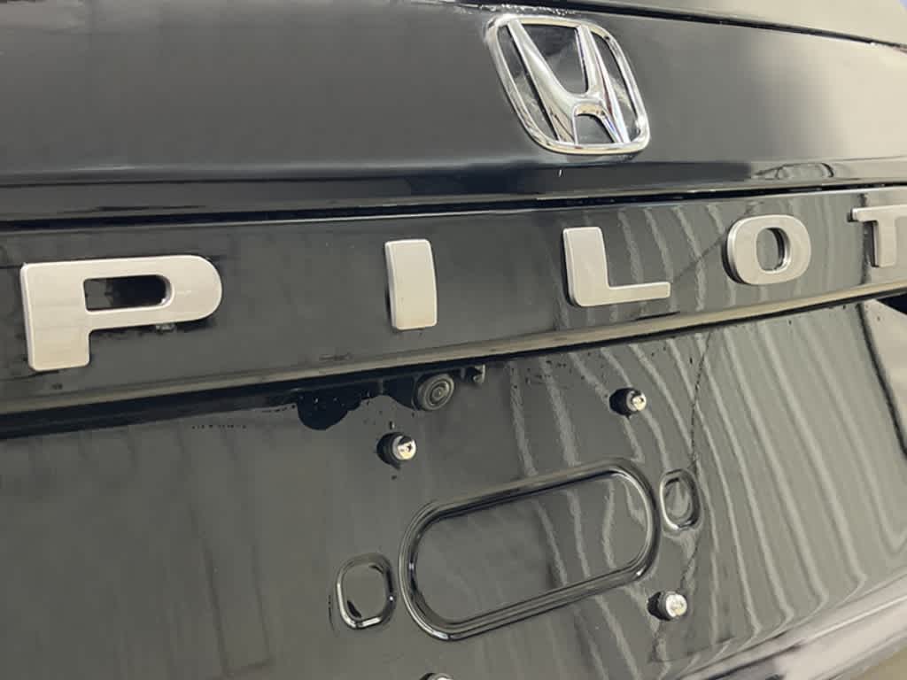 Thumbnail: 2026 Honda Pilot - 6