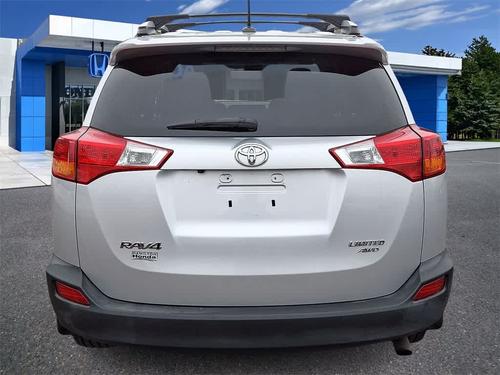 Thumbnail: 2015 Toyota RAV4 - 23