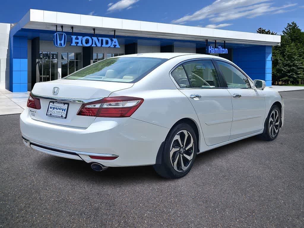Thumbnail: 2017 Honda Accord - 24