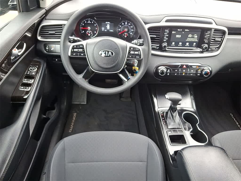 Thumbnail: 2019 Kia Sorento - 21