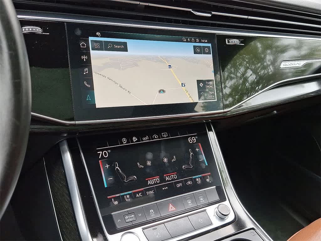 Thumbnail: 2020 Audi Q8 - 14