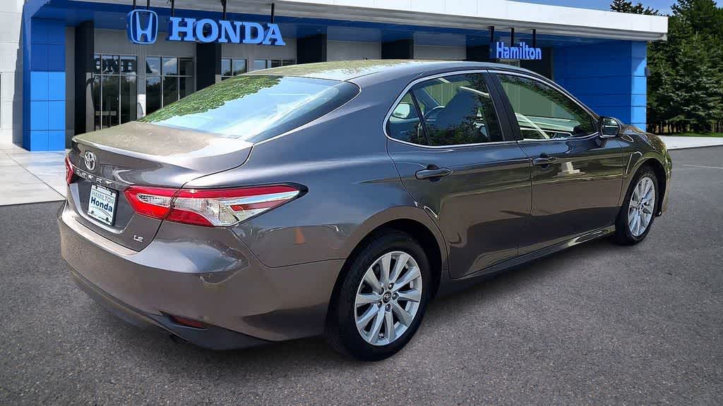 Thumbnail: 2018 Toyota Camry - 8