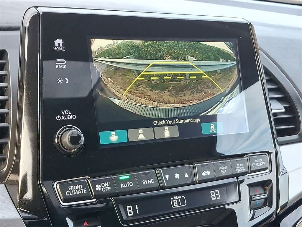 Thumbnail: 2018 Honda Odyssey - 14