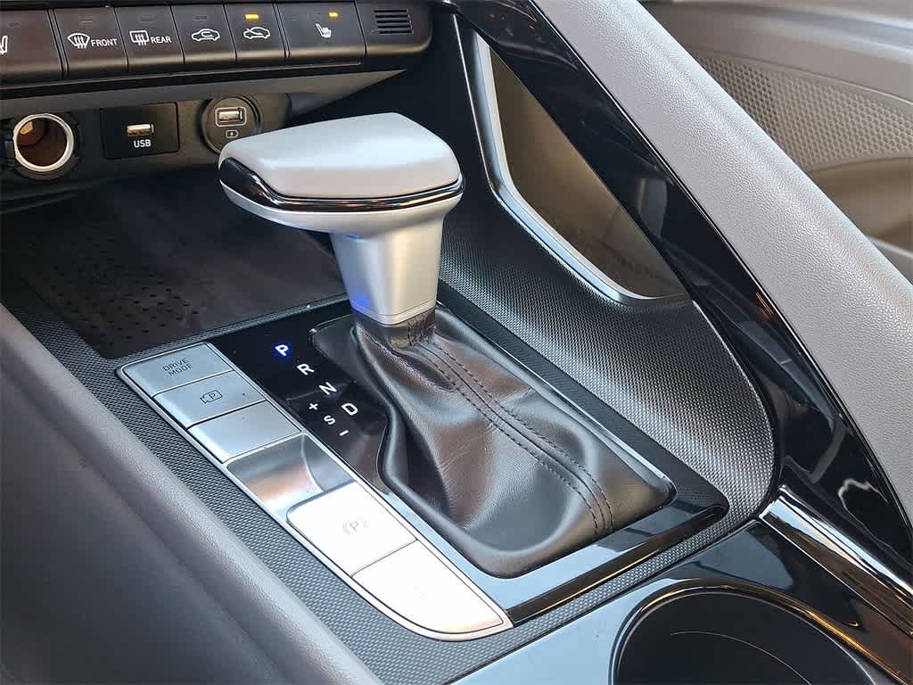 Thumbnail: 2023 Hyundai Elantra - 12