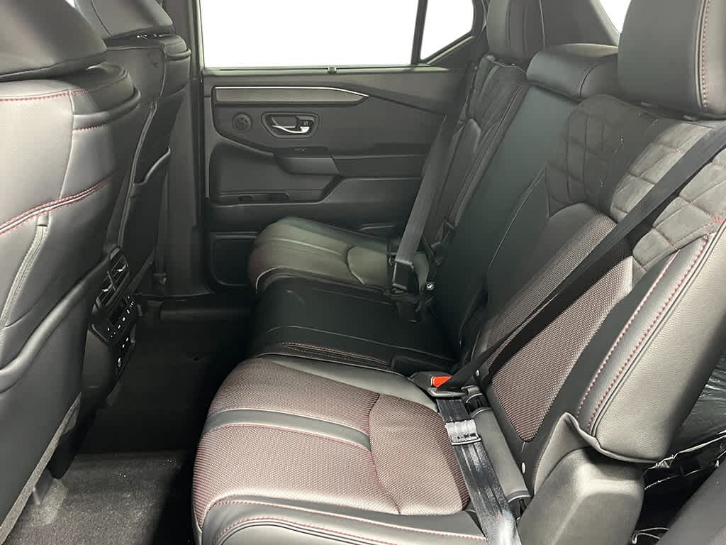 Thumbnail: 2026 Honda Pilot - 22