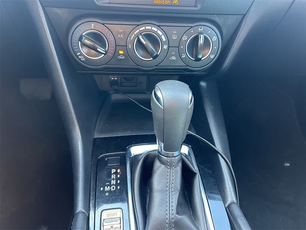 Thumbnail: 2017 Mazda Mazda3 - 19