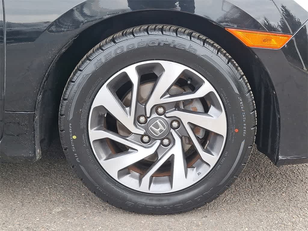 Thumbnail: 2016 Honda Civic - 18