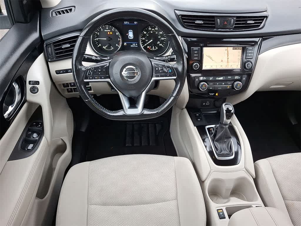 Thumbnail: 2019 Nissan Rogue Sport - 21