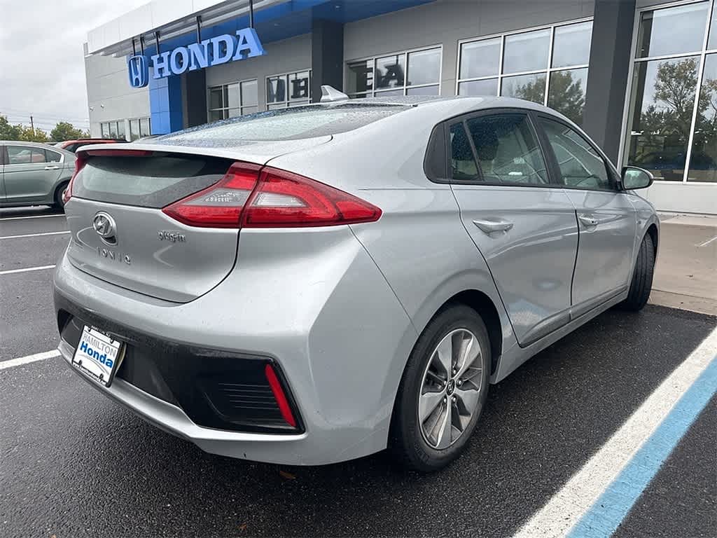 Thumbnail: 2019 Hyundai Ioniq - 4
