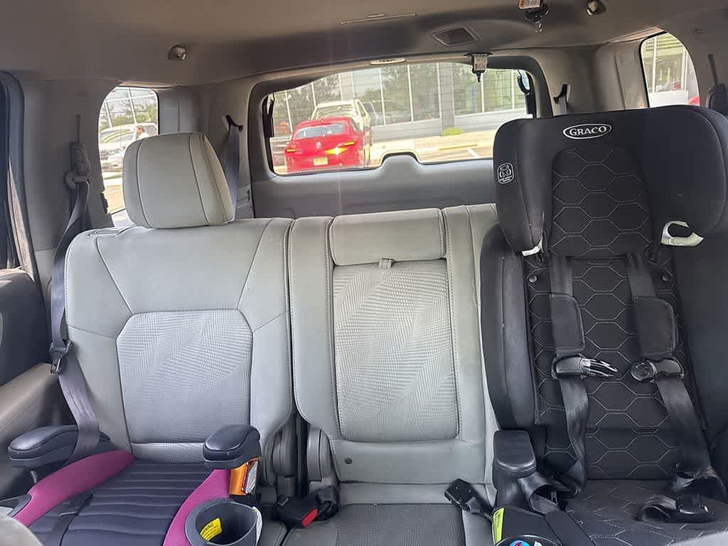 Thumbnail: 2013 Honda Pilot - 18