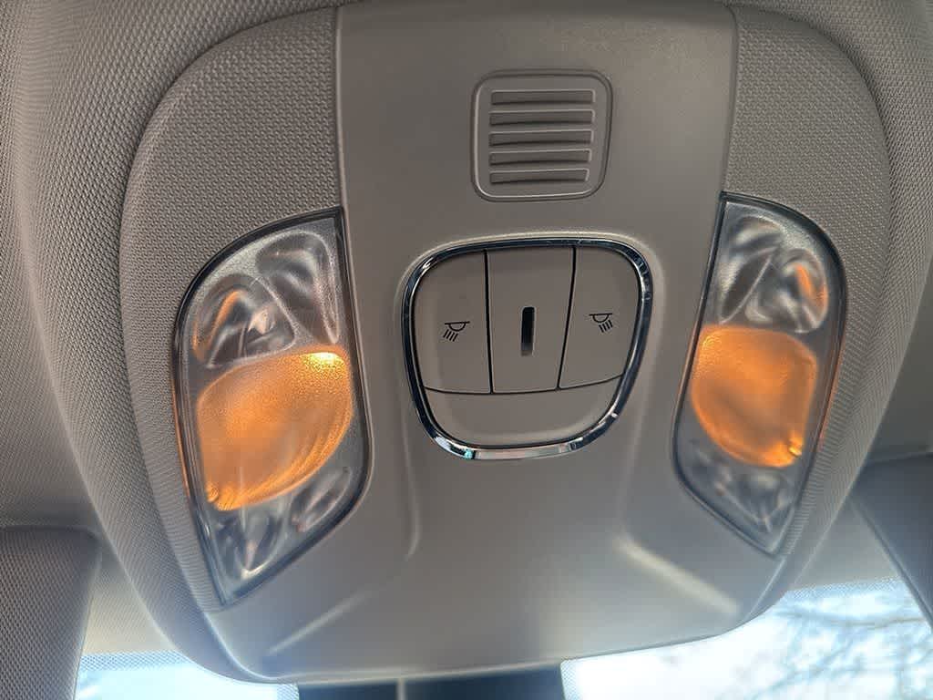 Thumbnail: 2022 Jeep Compass - 19