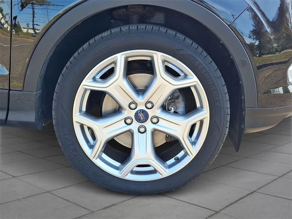 Thumbnail: 2019 Ford Escape - 23