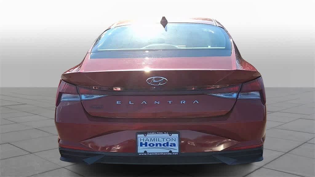 Thumbnail: 2023 Hyundai Elantra - 7