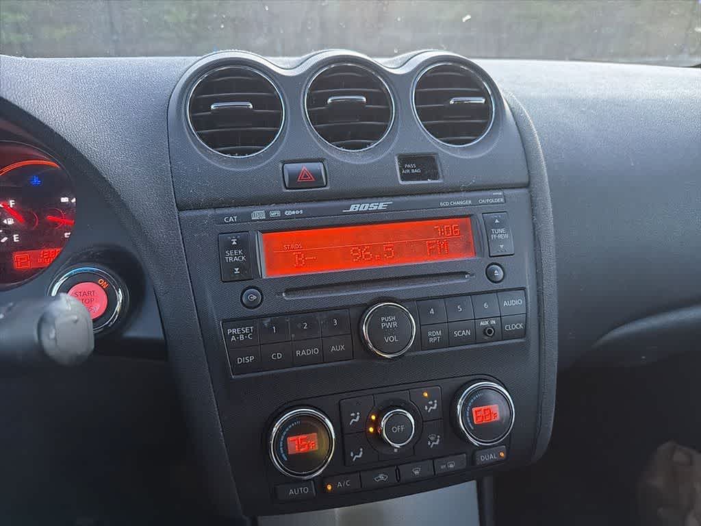 Thumbnail: 2009 Nissan Altima - 15