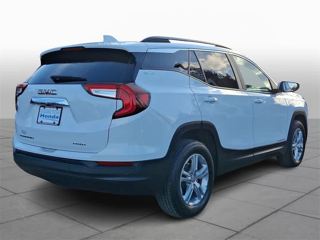 Thumbnail: 2022 GMC Terrain - 24