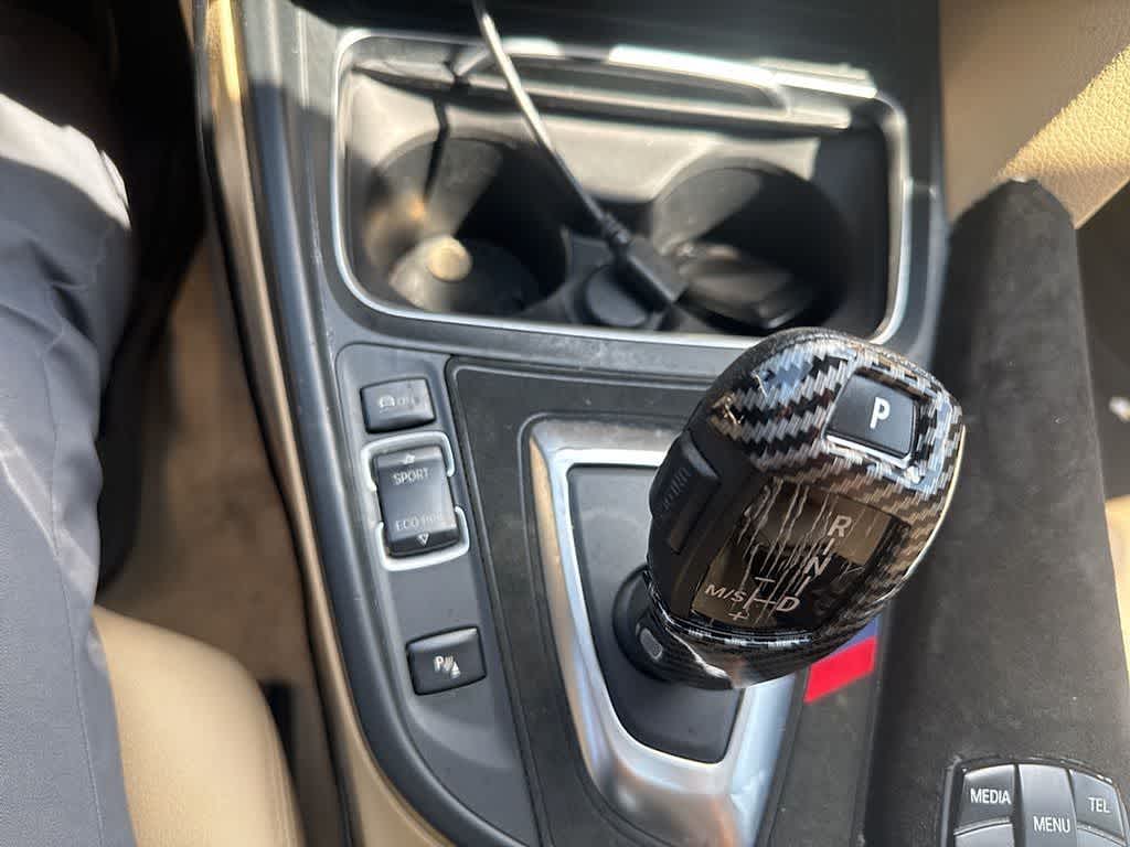 Thumbnail: 2016 BMW 3 Series - 19