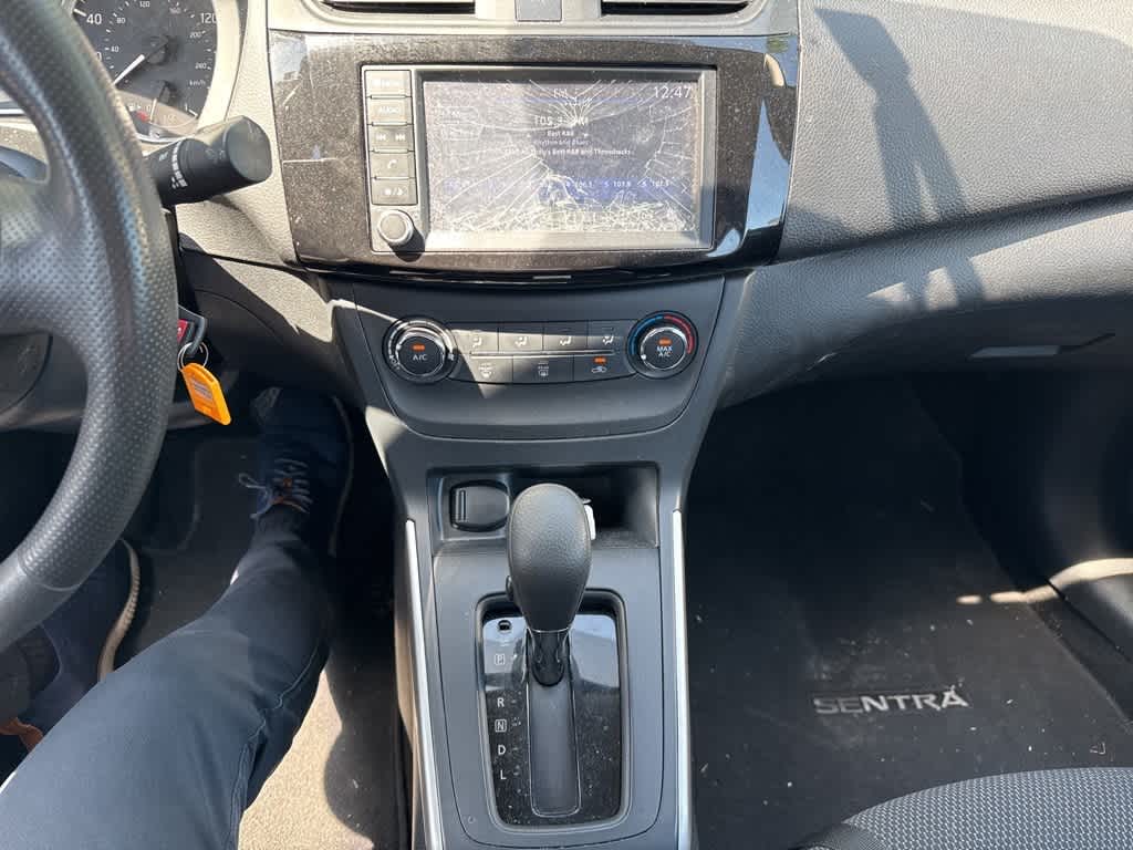 Thumbnail: 2019 Nissan Sentra - 13