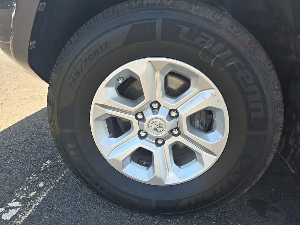 2015 Toyota 4Runner SR5 10