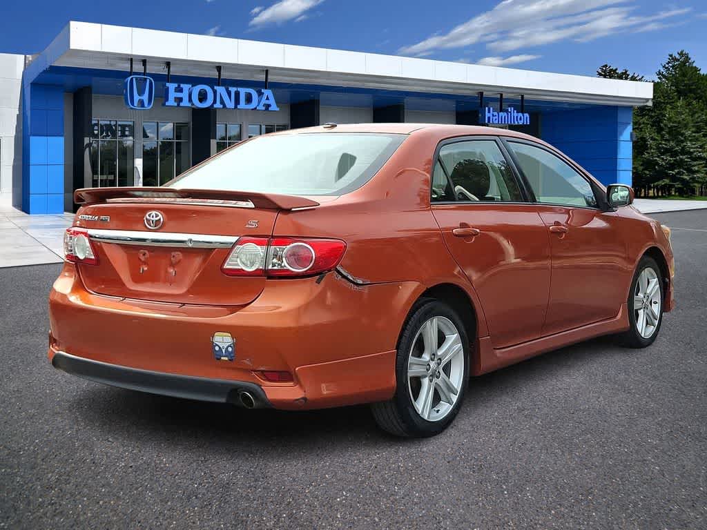 Thumbnail: 2013 Toyota Corolla - 24