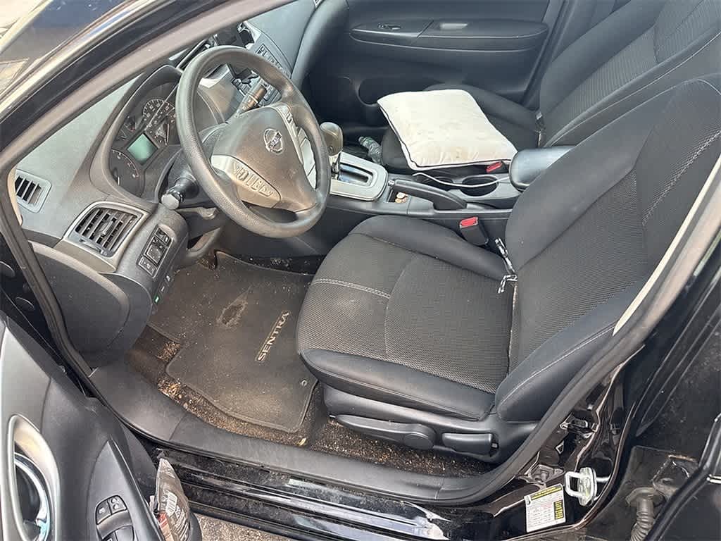 Thumbnail: 2015 Nissan Sentra - 8