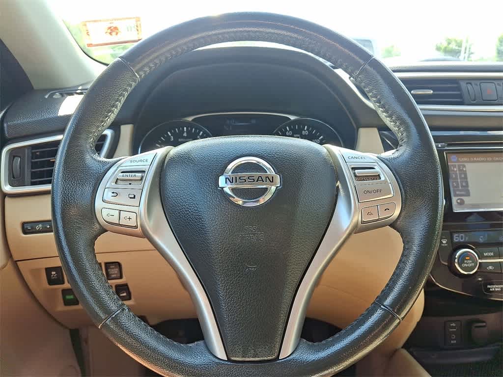 Thumbnail: 2016 Nissan Rogue - 16