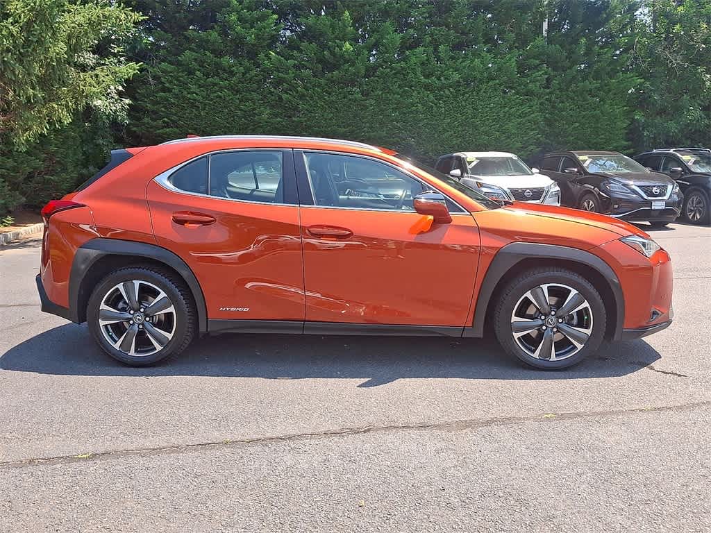2019 Lexus UX 250h 24