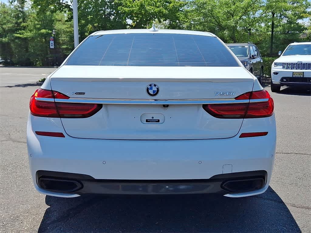 Thumbnail: 2018 BMW 7 Series - 23