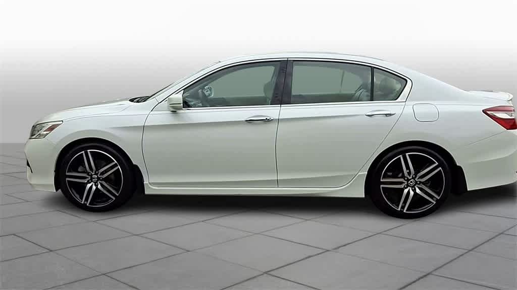 Thumbnail: 2016 Honda Accord - 5