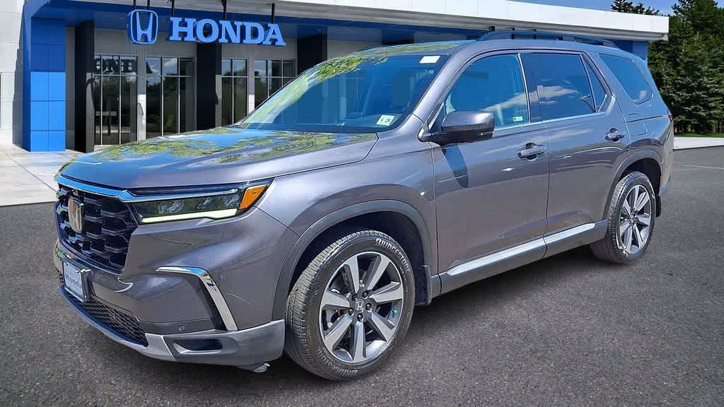 Thumbnail: 2023 Honda Pilot - 4