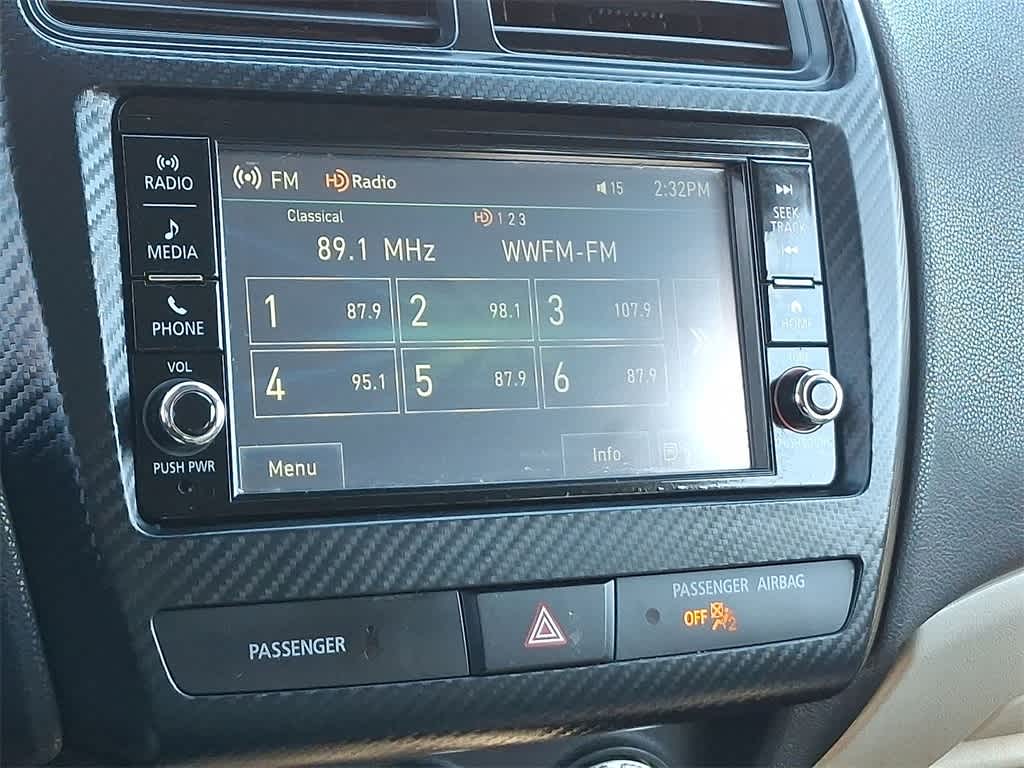 Thumbnail: 2021 Mitsubishi Outlander Sport - 14