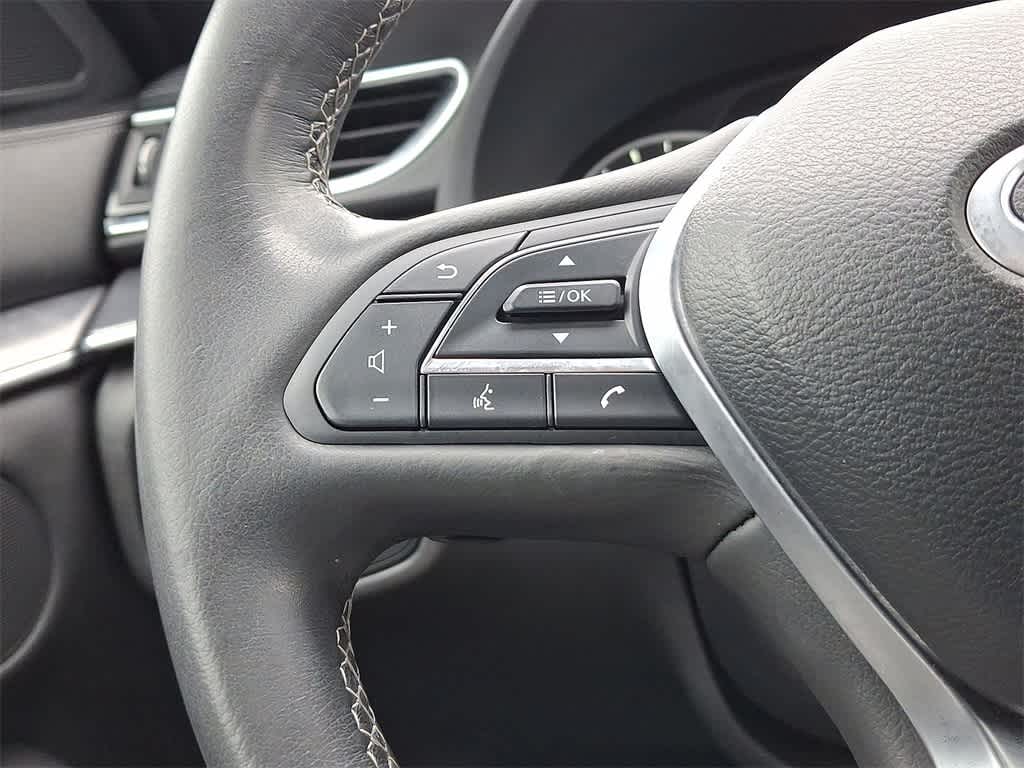 Thumbnail: 2022 INFINITI QX55 - 17