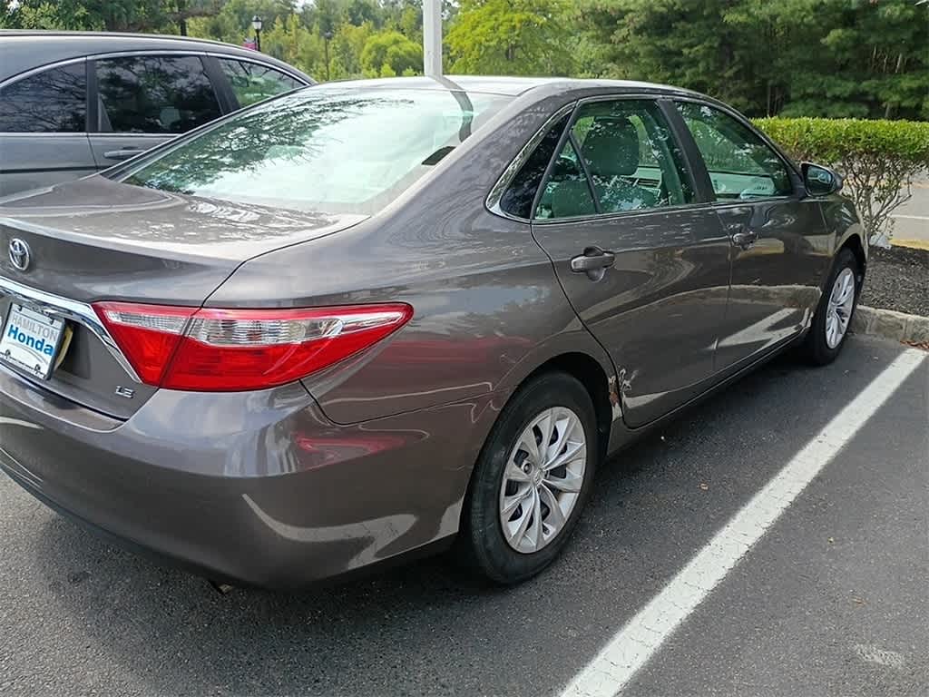 Thumbnail: 2016 Toyota Camry - 4