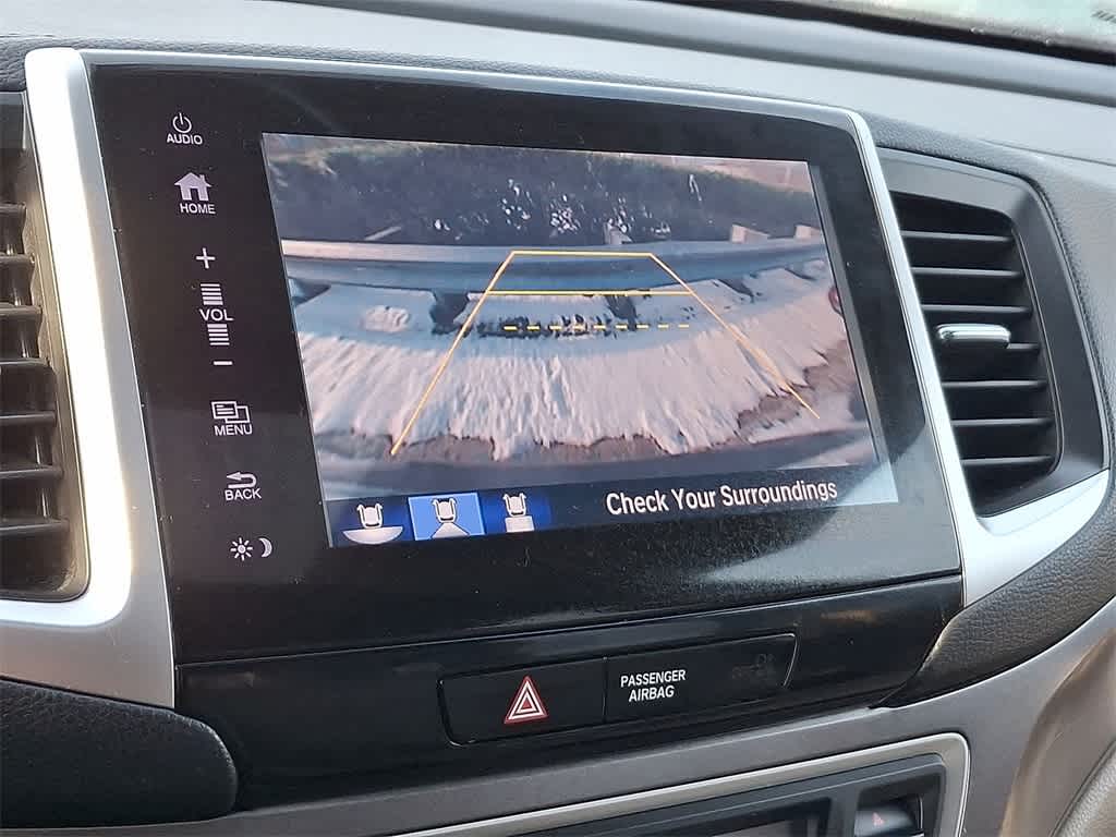 Thumbnail: 2018 Honda Pilot - 14