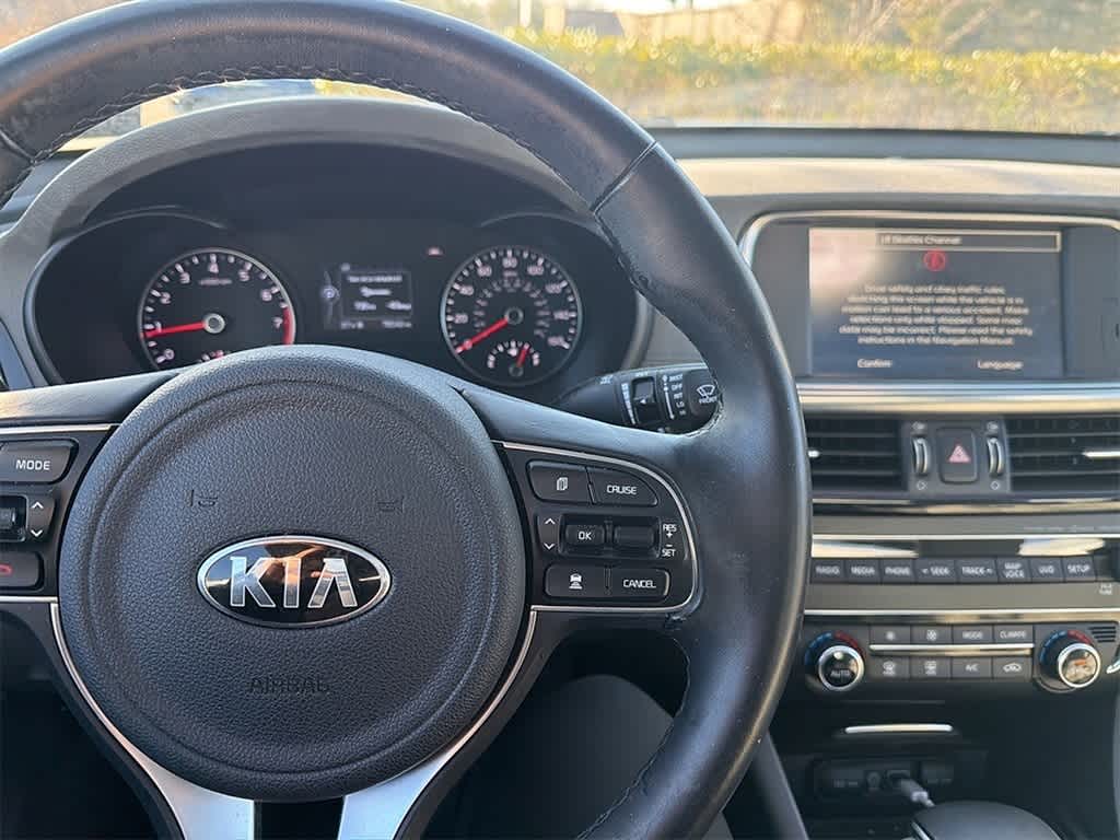 Thumbnail: 2017 Kia Optima - 10